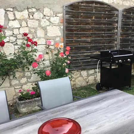 Maison De Jade Noailles  Exterior foto